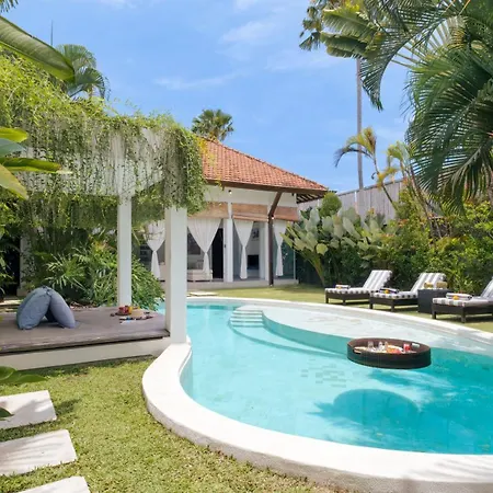 Villa Alice By Villa Finder-3
